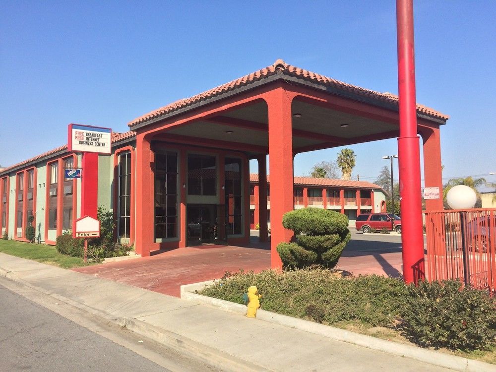 America'S Best Value Inn & Suites Bakersfield Central Exterior foto